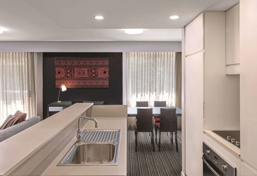 Adina Apartment Hotel Darwin Waterfront