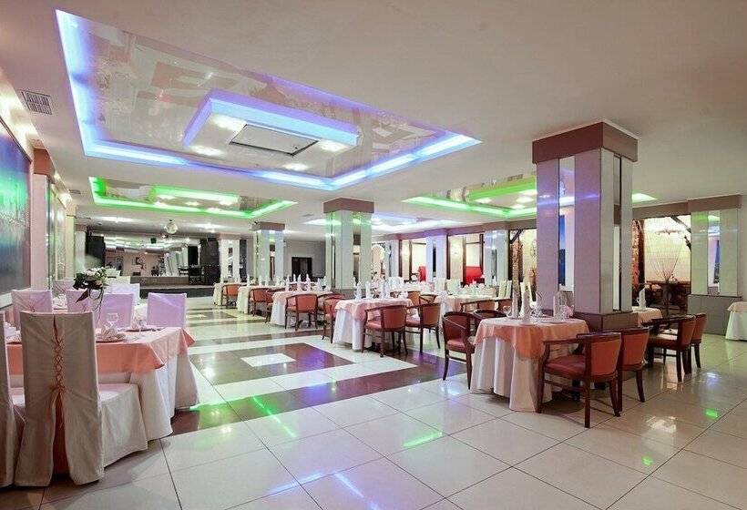 هتل Amaks Congress Belgorod