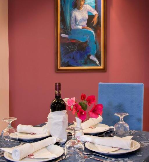 فندق Angelika Pallas