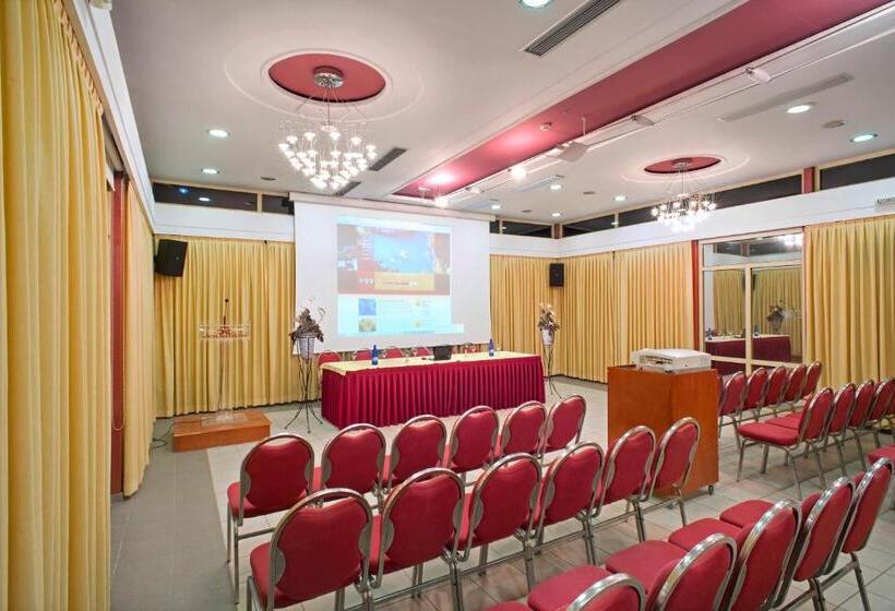 فندق Angelika Pallas