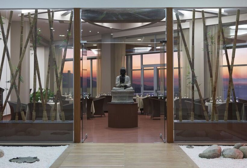 호텔 Atrium Platinum Resort & Spa