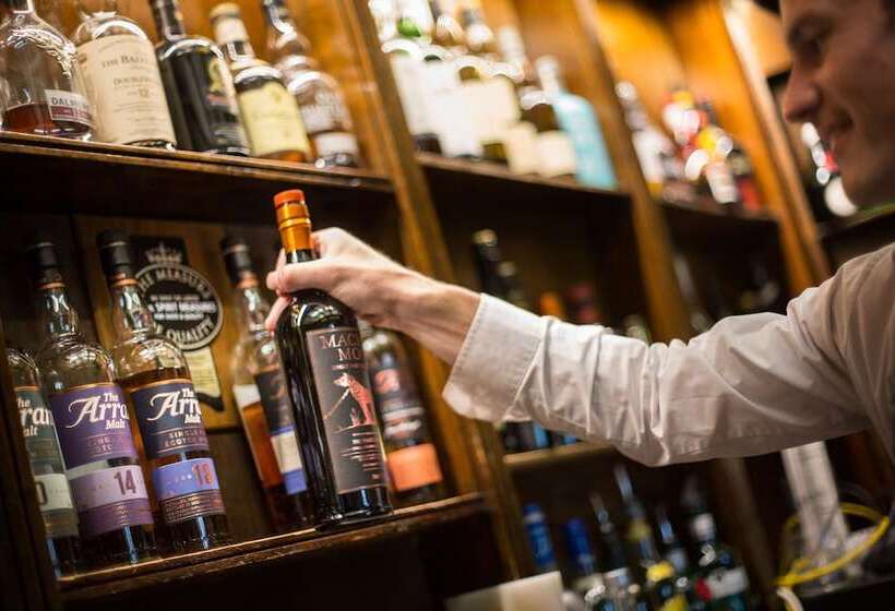 فندق Auchrannie Resort