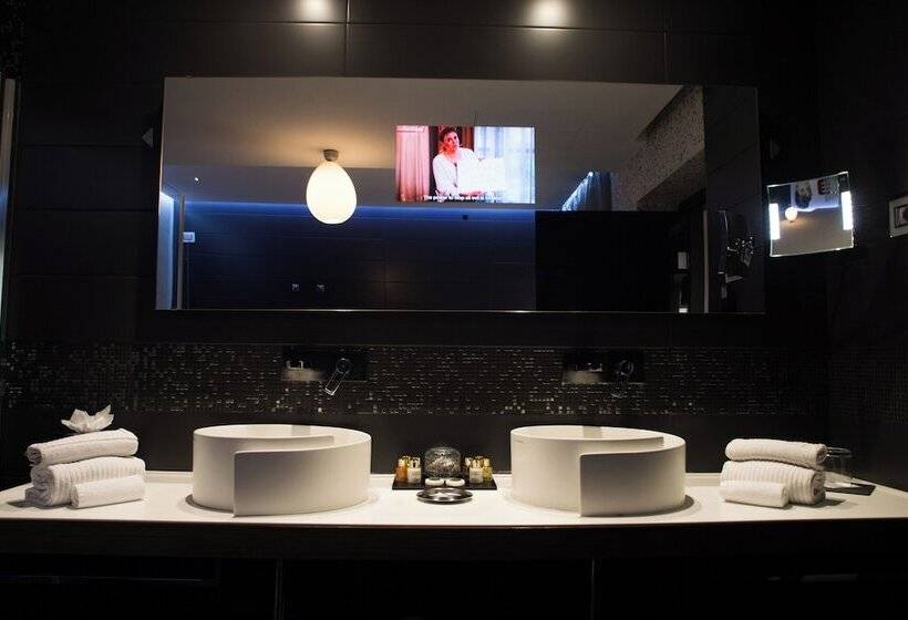 בית מלון כפרי Divina Luxury