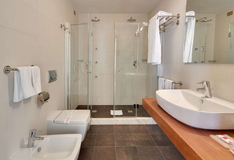 Best Western Plus Leone Di Messapia Hotel & Conference