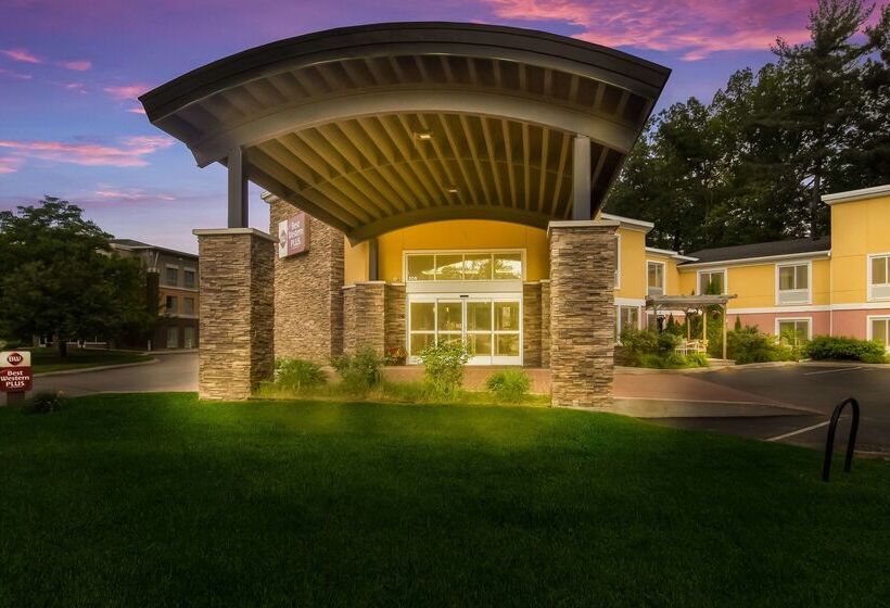 בית מלון כפרי Best Western Plus Traverse City