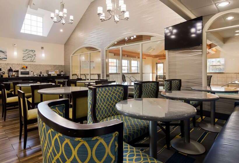 فندق Best Western Plus Tulsa Inn & Suites