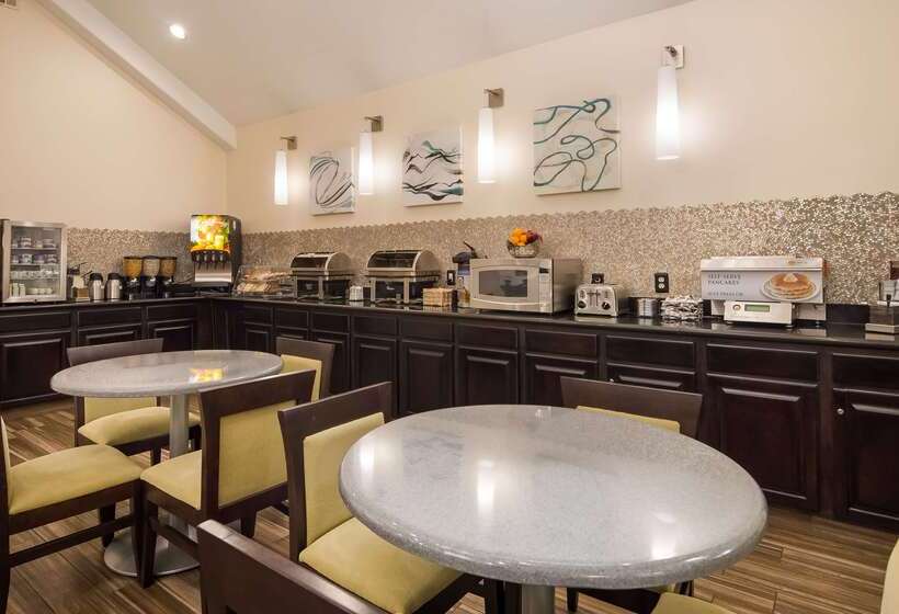 فندق Best Western Plus Tulsa Inn & Suites