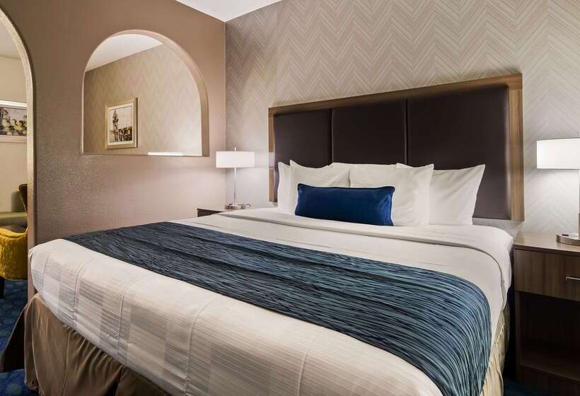 فندق Best Western Plus Tulsa Inn & Suites