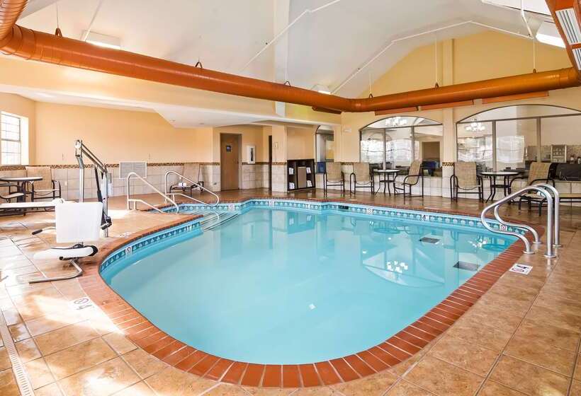 فندق Best Western Plus Tulsa Inn & Suites