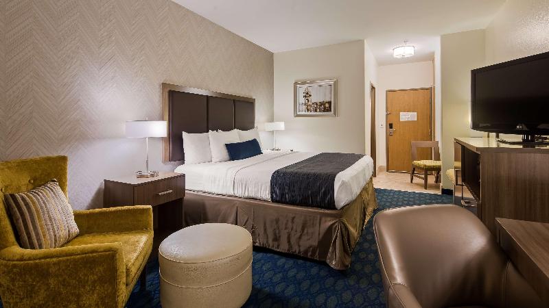 فندق Best Western Plus Tulsa Inn & Suites