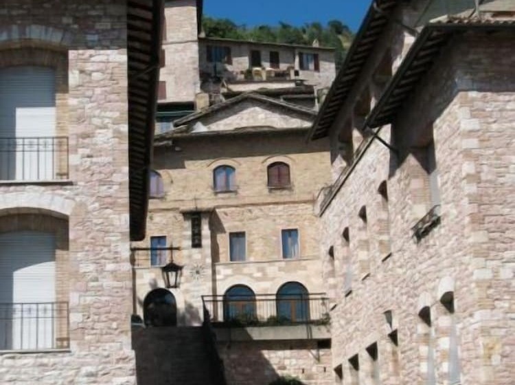 هتل Cittadella Laudato Si