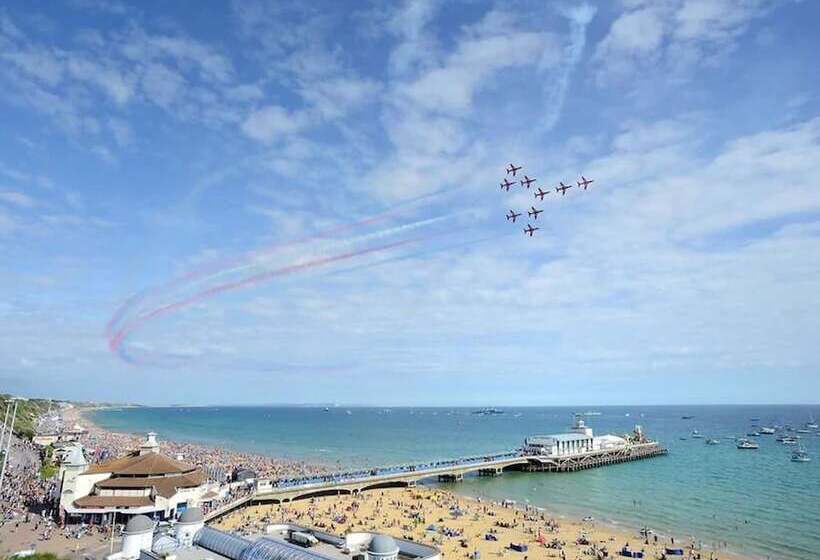 Отель Collingwood Bw Signature Collection