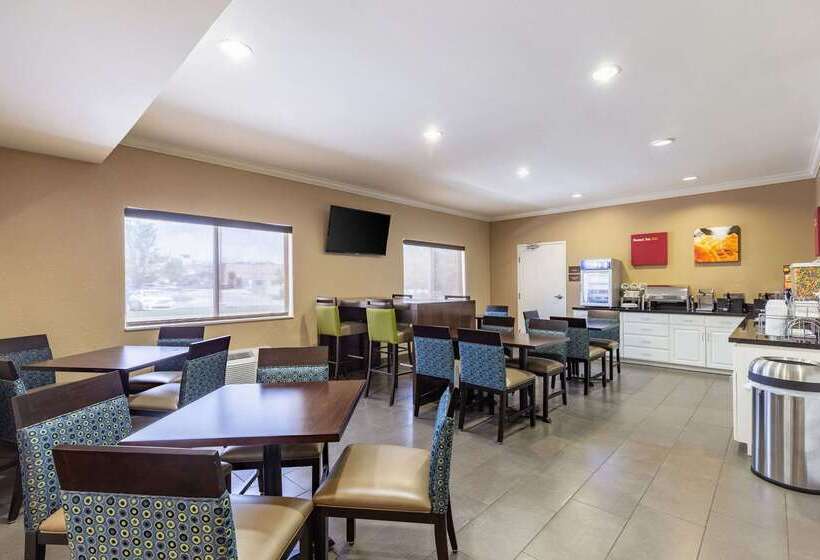 בית מלון כפרי Comfort Inn South Tulsa   Woodland Hills
