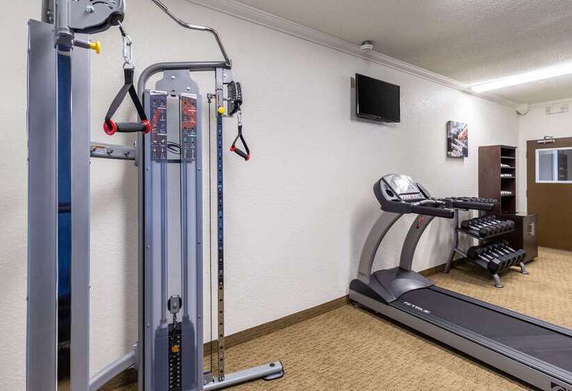 בית מלון כפרי Comfort Inn South Tulsa   Woodland Hills