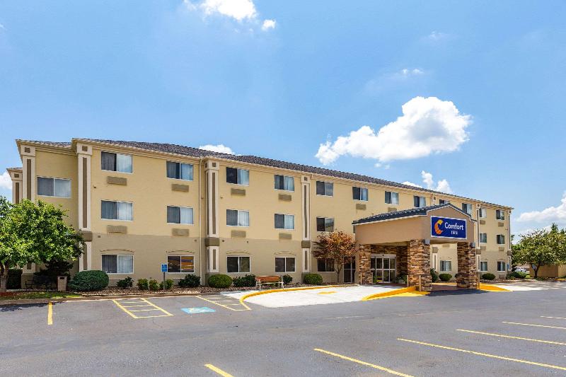 בית מלון כפרי Comfort Inn South Tulsa   Woodland Hills
