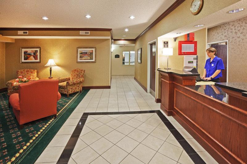 בית מלון כפרי Comfort Inn South Tulsa   Woodland Hills