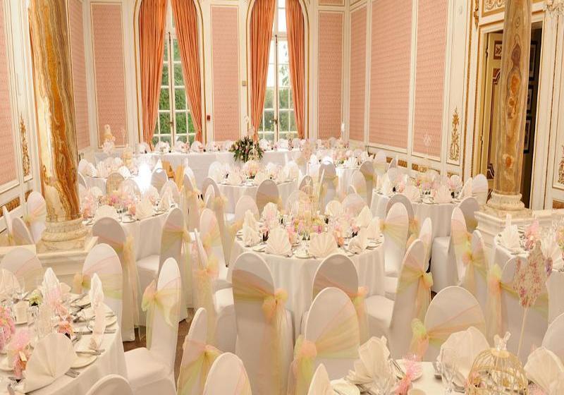 호텔 Court Colman Manor