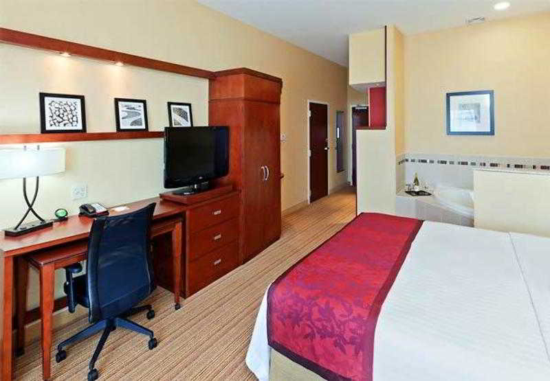 فندق Courtyard By Marriott Tulsa Woodland Hills