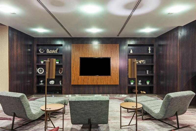 فندق Courtyard By Marriott Tulsa Woodland Hills