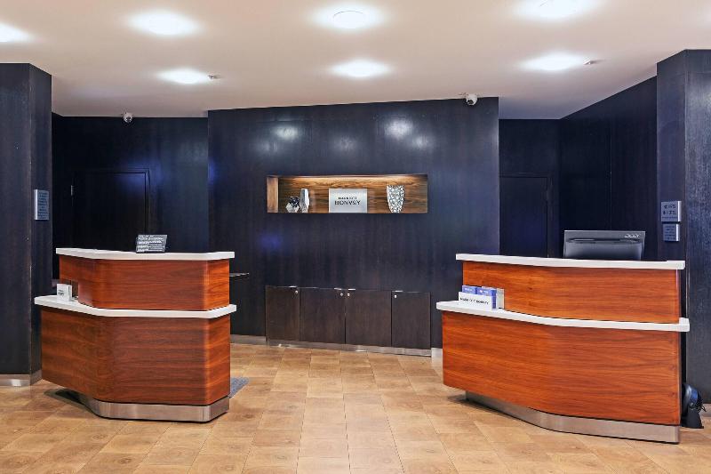 فندق Courtyard By Marriott Tulsa Woodland Hills