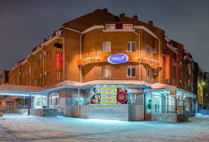 هتل Cronwell Nika Center