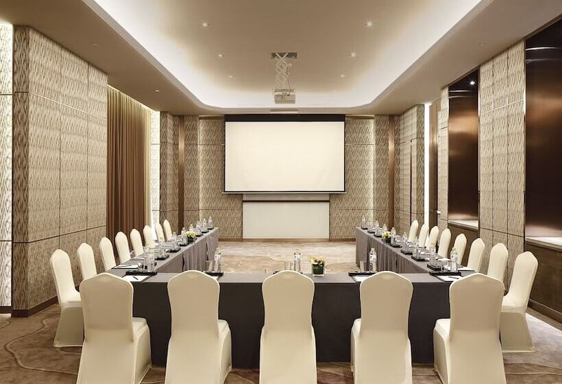 هتل Crowne Plaza Kunming City Centre By Ihg