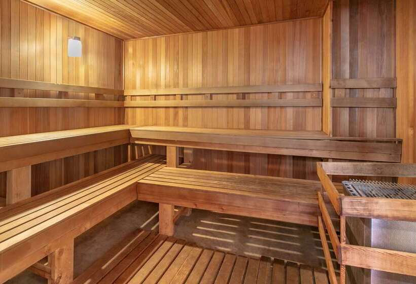 فندق Days Inn By Wyndham Tulsa Central