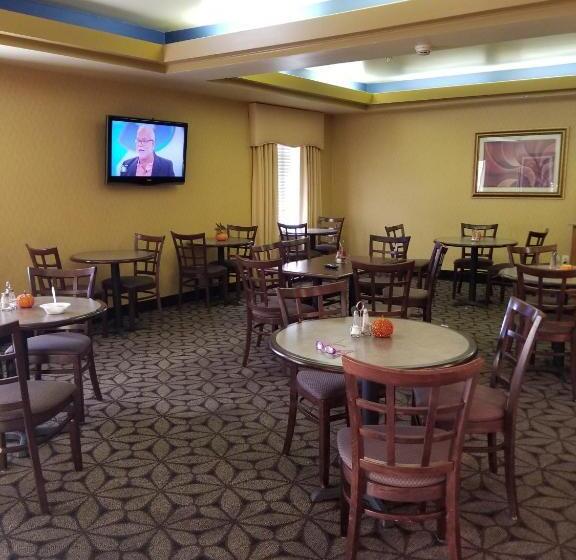 فندق Days Inn By Wyndham Tulsa Central