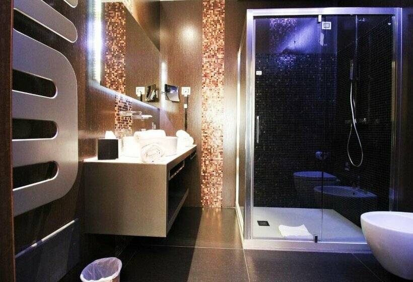 בית מלון כפרי Divina Luxury