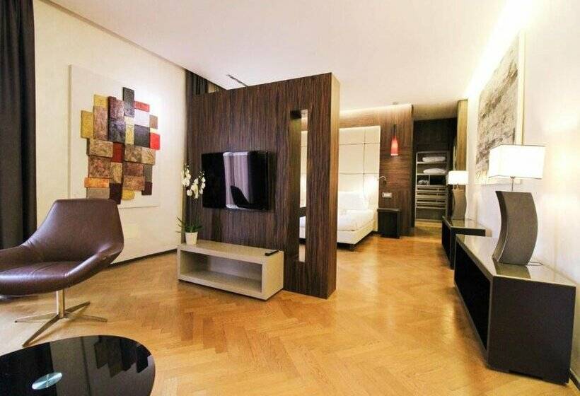 בית מלון כפרי Divina Luxury