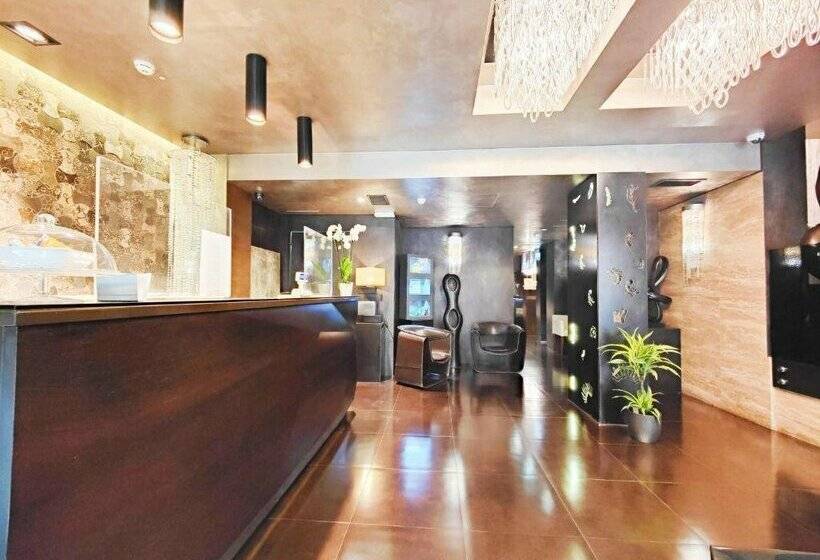 בית מלון כפרי Divina Luxury