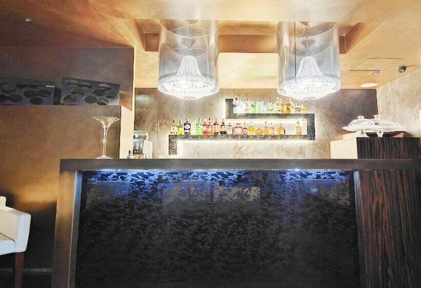 בית מלון כפרי Divina Luxury