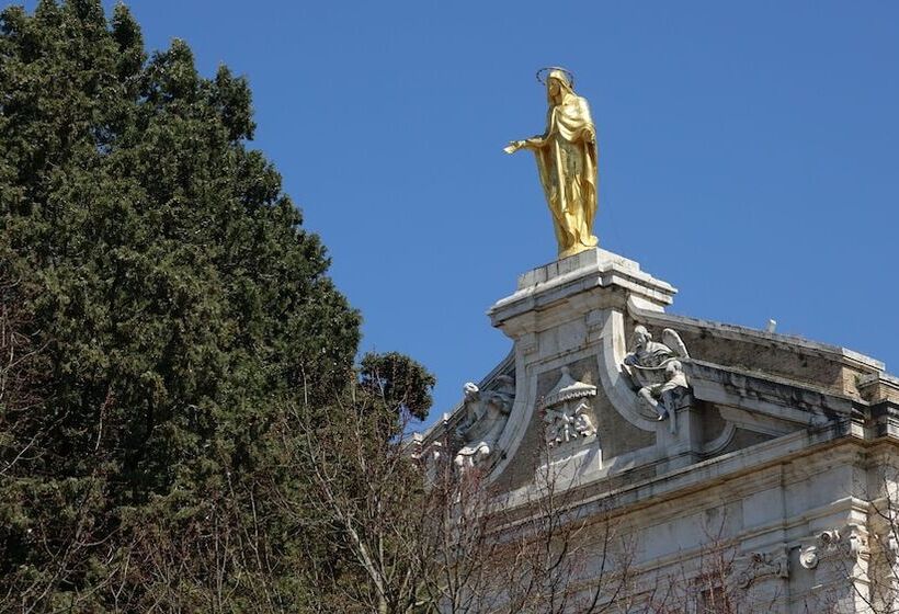 فندق Domus Pacis Assisi