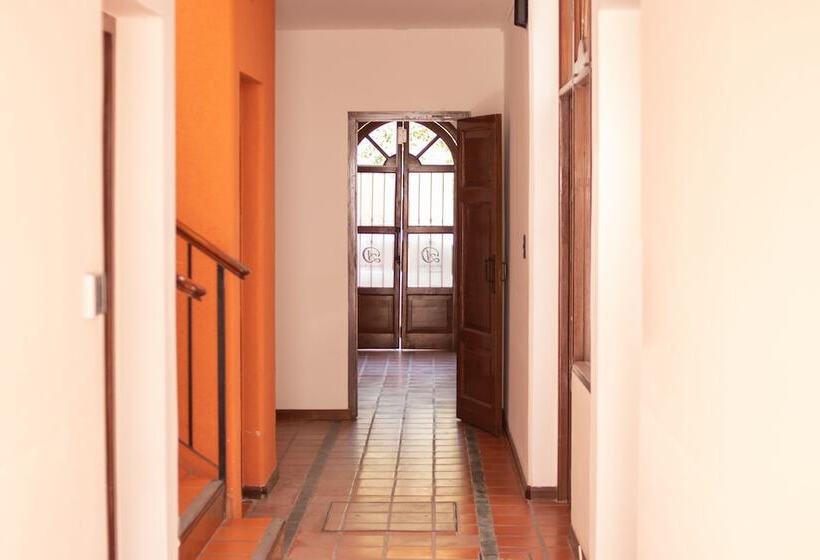 هتل Donna Alda Casa