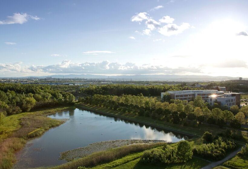 ホテル Doubletree By Hilton Lyon Eurexpo & Spa