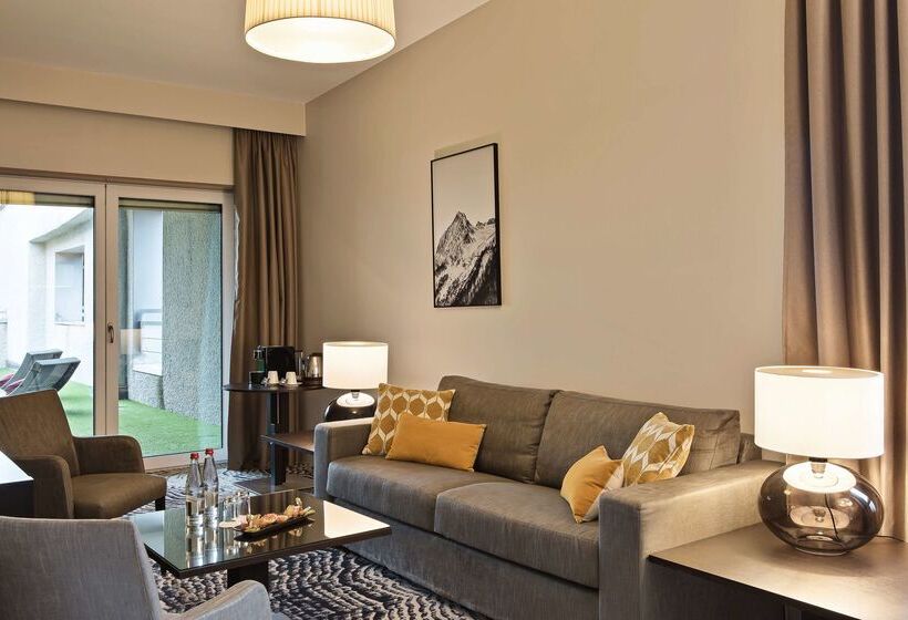 ホテル Doubletree By Hilton Lyon Eurexpo & Spa