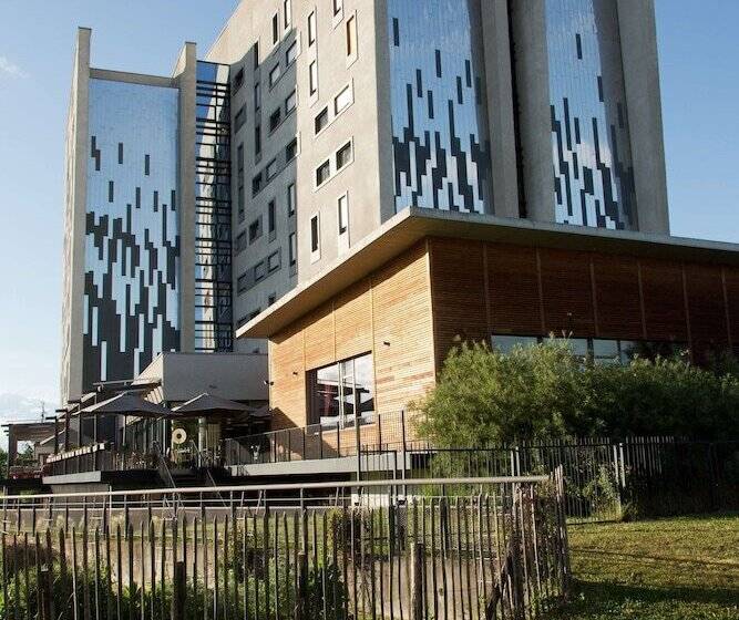 هتل Doubletree By Hilton Lyon Eurexpo & Spa