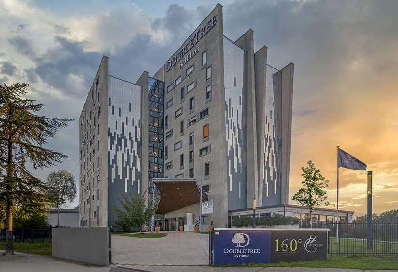 هتل Doubletree By Hilton Lyon Eurexpo & Spa