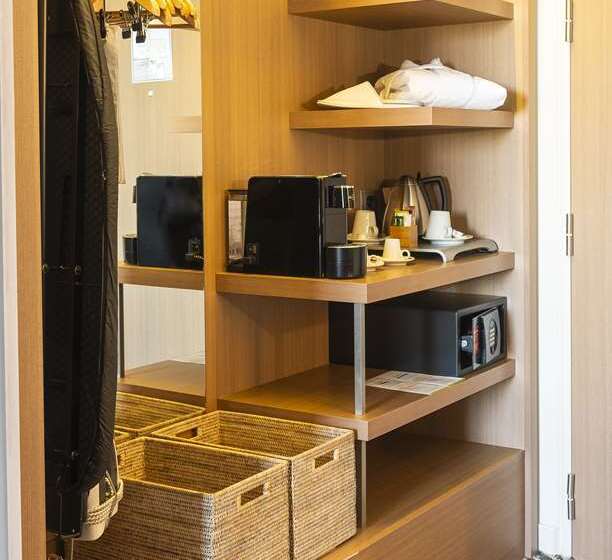 ホテル Doubletree By Hilton Lyon Eurexpo & Spa