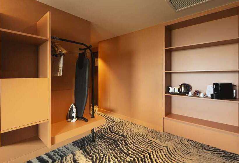 ホテル Doubletree By Hilton Lyon Eurexpo & Spa