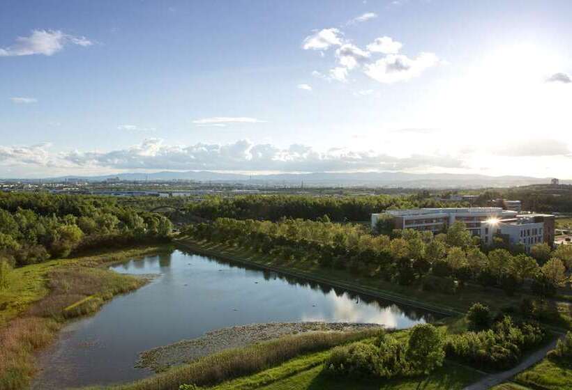 ホテル Doubletree By Hilton Lyon Eurexpo & Spa