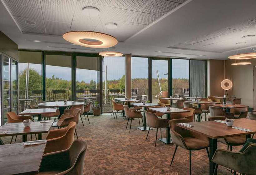 ホテル Doubletree By Hilton Lyon Eurexpo & Spa