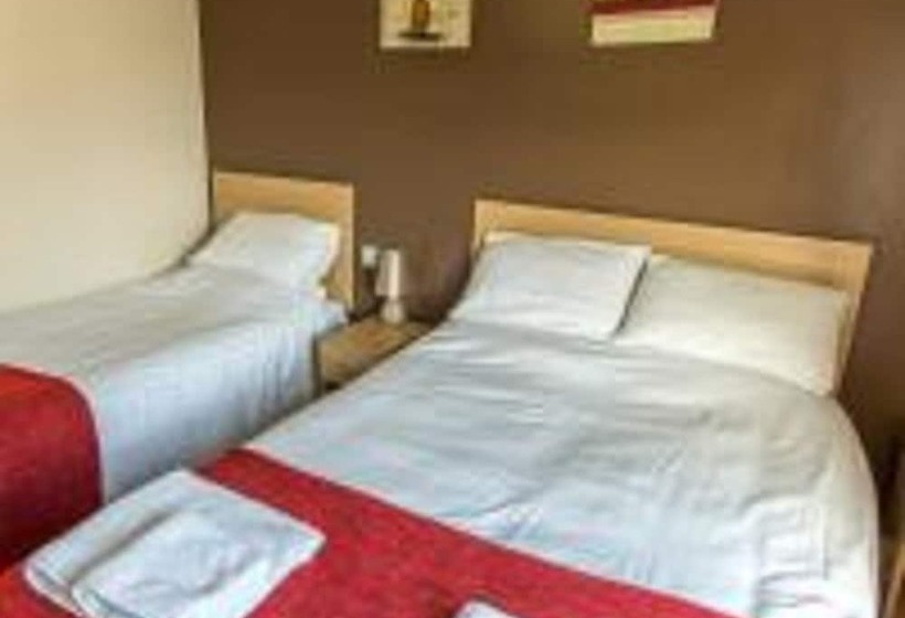 ホテル The Douglas