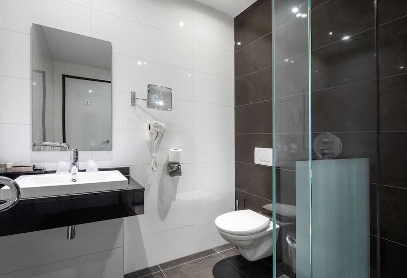 Van Der Valk Hotel Duiven Near Arnhem A12