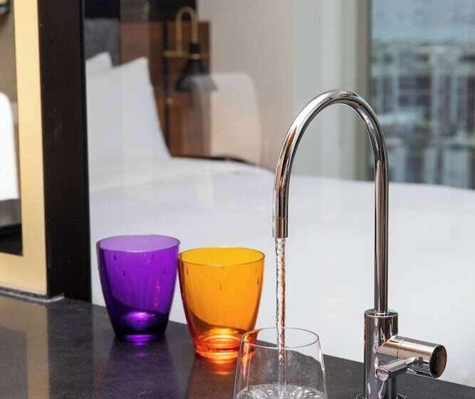 هتل East Hong Kong