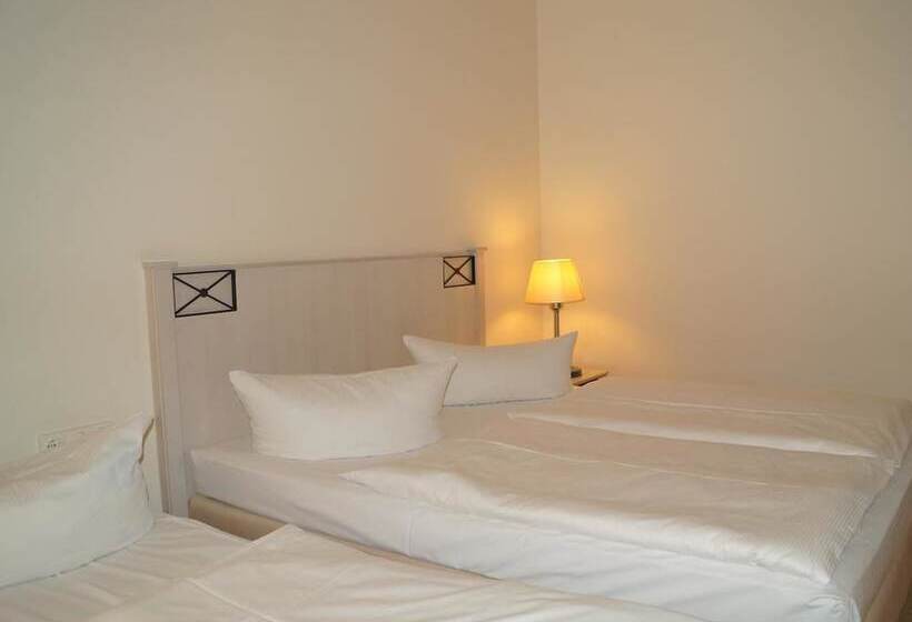 酒店 Entrée Groß Borstel Garni