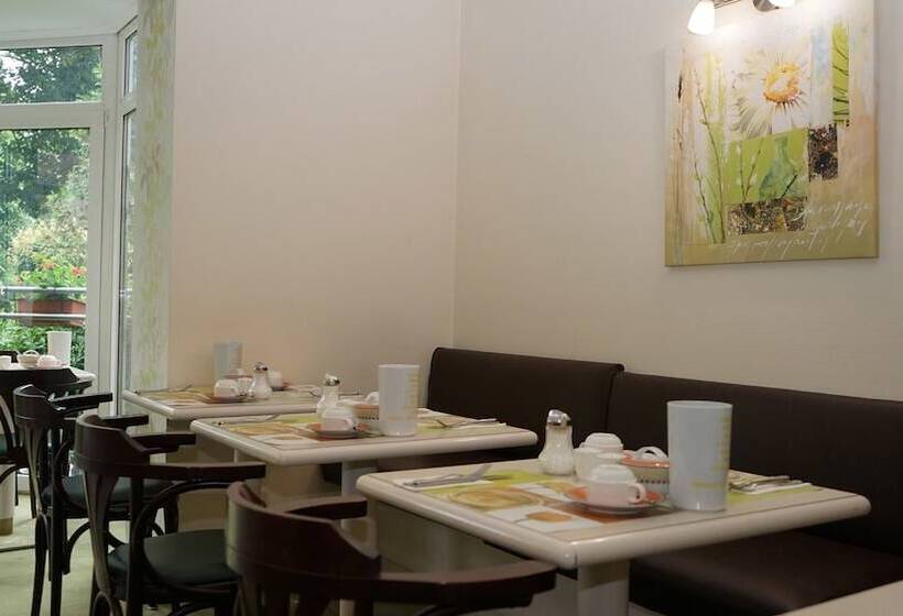 酒店 Entrée Groß Borstel Garni