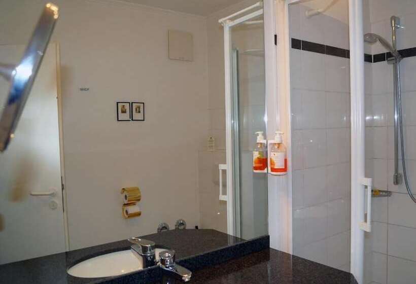 酒店 Entrée Groß Borstel Garni