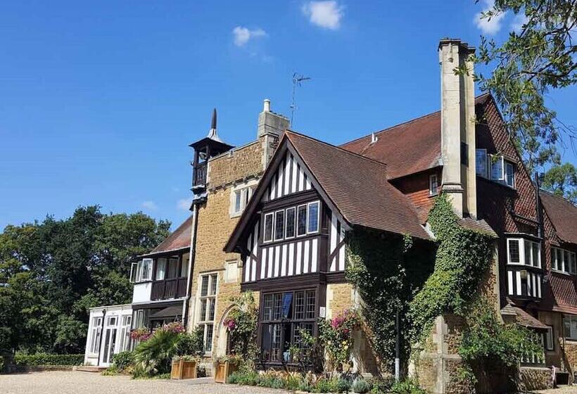 Отель Farnham House