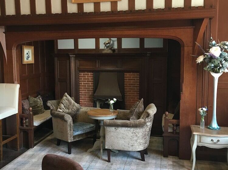 Отель Farnham House